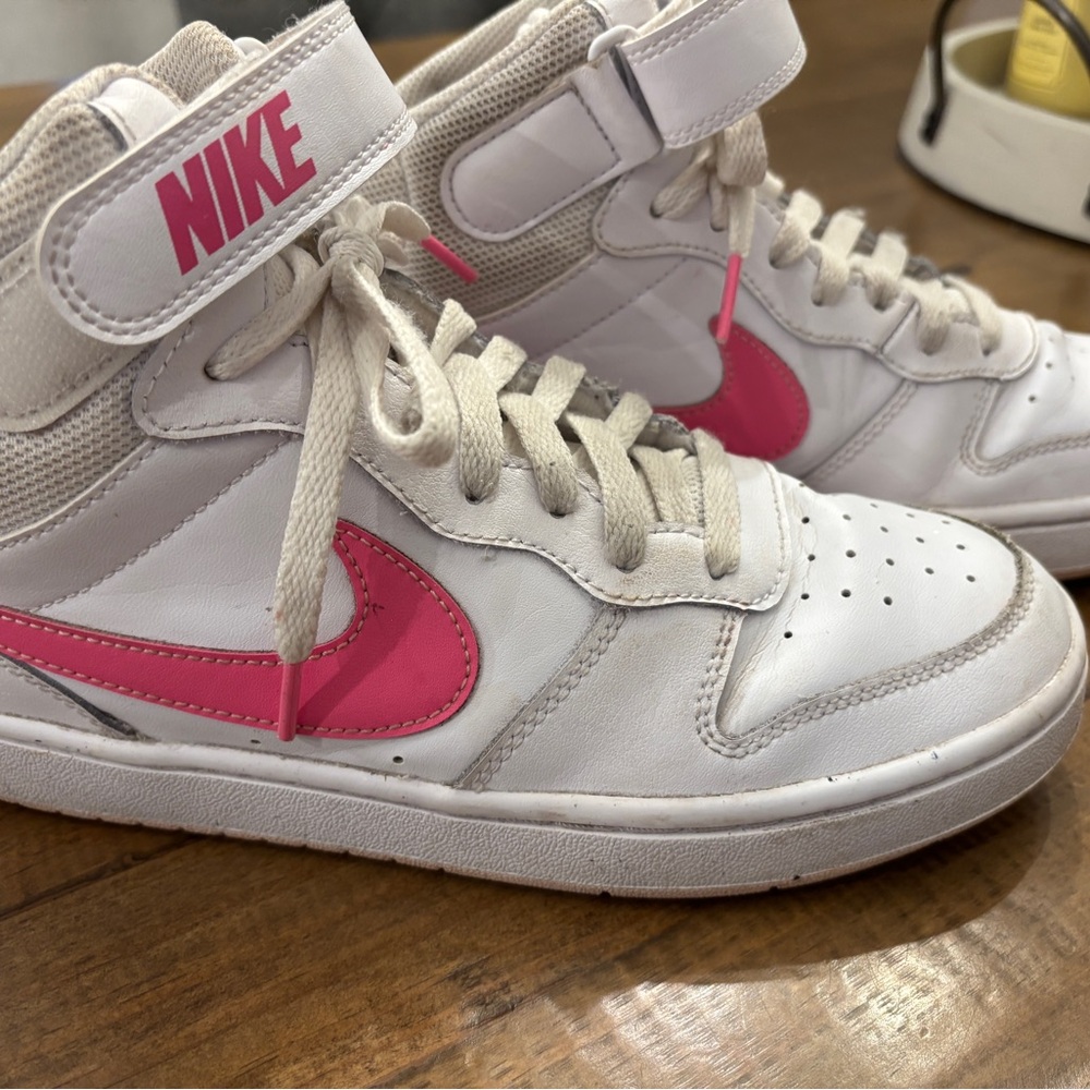 Nike Kids' Grade School Court Borough Mid Shoes